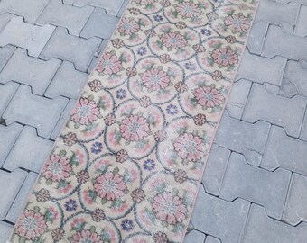 Vintage Turkish Oushak Runner Rug: Beige & Green Wool Carpet (2x5 ft)