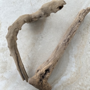 2 Pieces Long Driftwood Branches  Light Tan Natural Wood Sticks  Driftwood for Decorating  Smooth Tan Wood Pieces