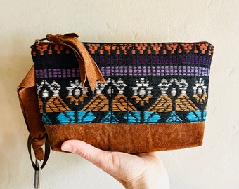 Urika Wristlet