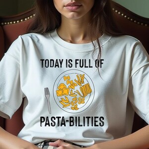 Lustiges Pasta T-Shirt, T-Shirt mit Rundhalsausschnitt, Pasta Geschenk, Damen T-Shirt, Unisex T-Shirt, Geschenk für Pasta Liebhaber