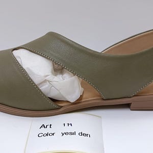 Sandalias descalzas de cuero genuino hechas a mano: diseño estético minimalista para mujer