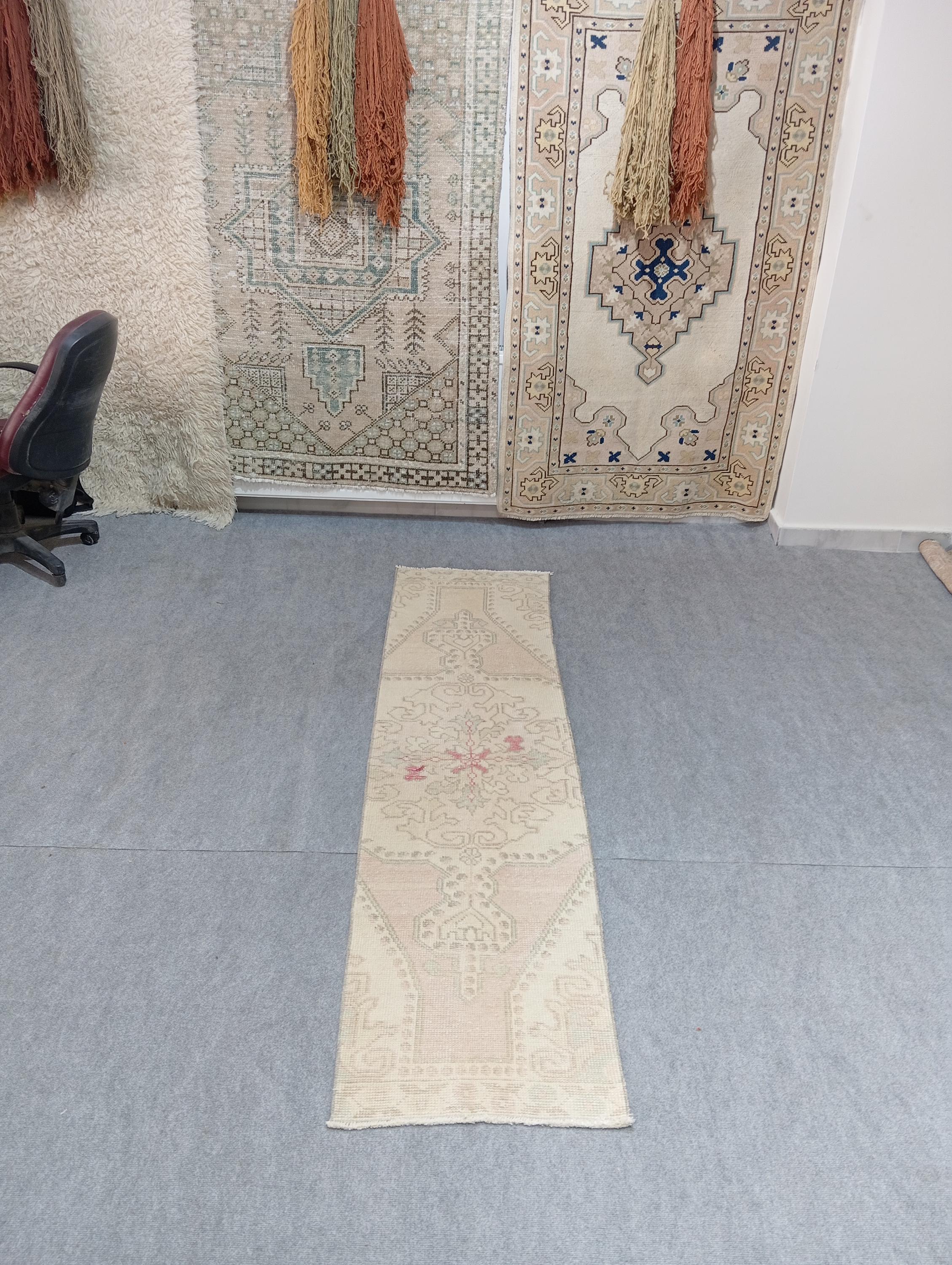 2x7 Rug,2x7 Turkish Natural Rug,2x7 Beige Rug,2x7 Runner,2x7 Ousak Rug,2x7Home decor,2x7 Vintage Rug,Handmade Rug Wool Rug 1'10x7'3,feet
