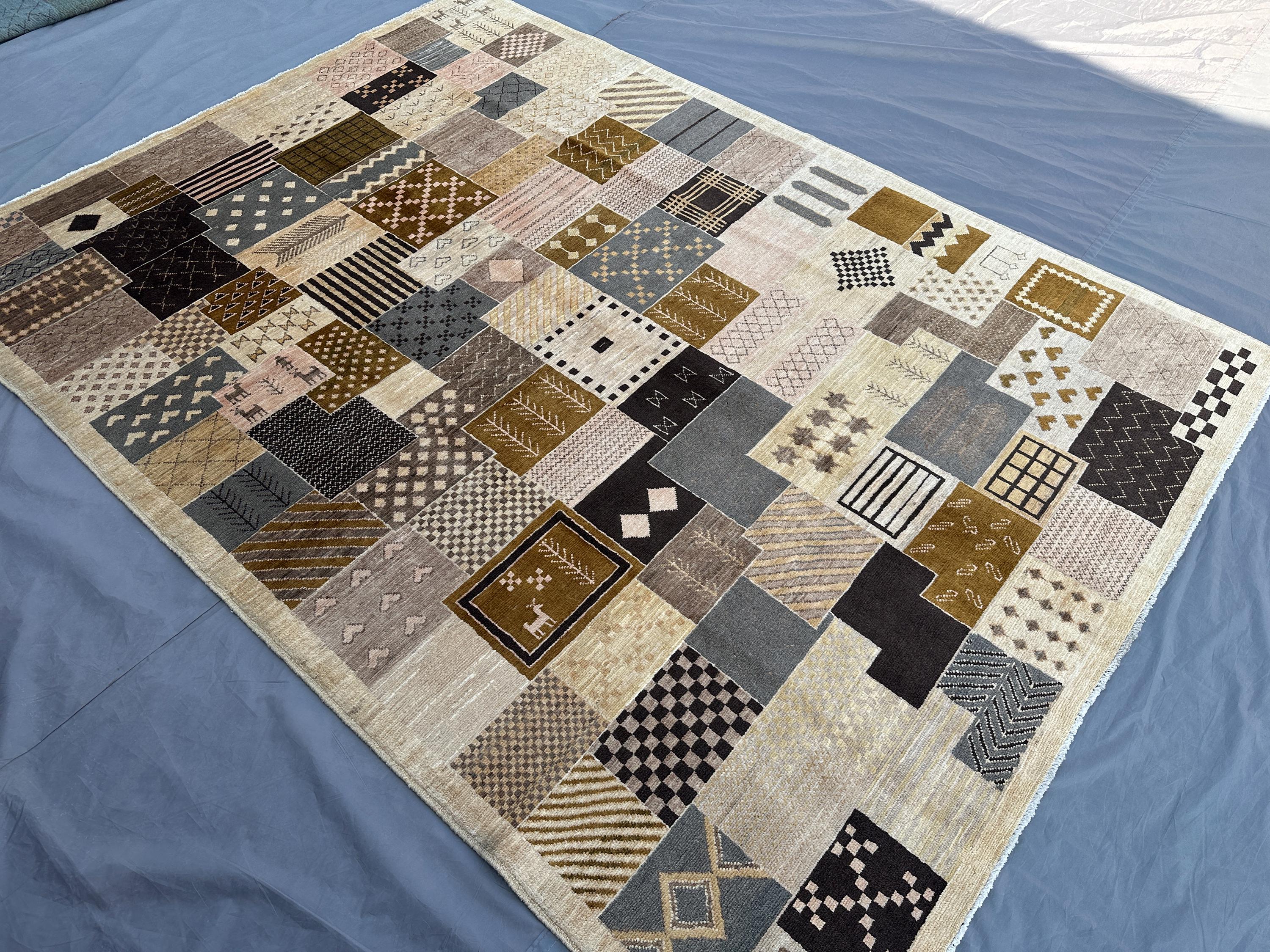 5'7"x7'9 ft, Afghan Hand Knotted Oushak Rug, Modern Wool Pictorial Area Rug, Multicolor Geometric Design, Livi
