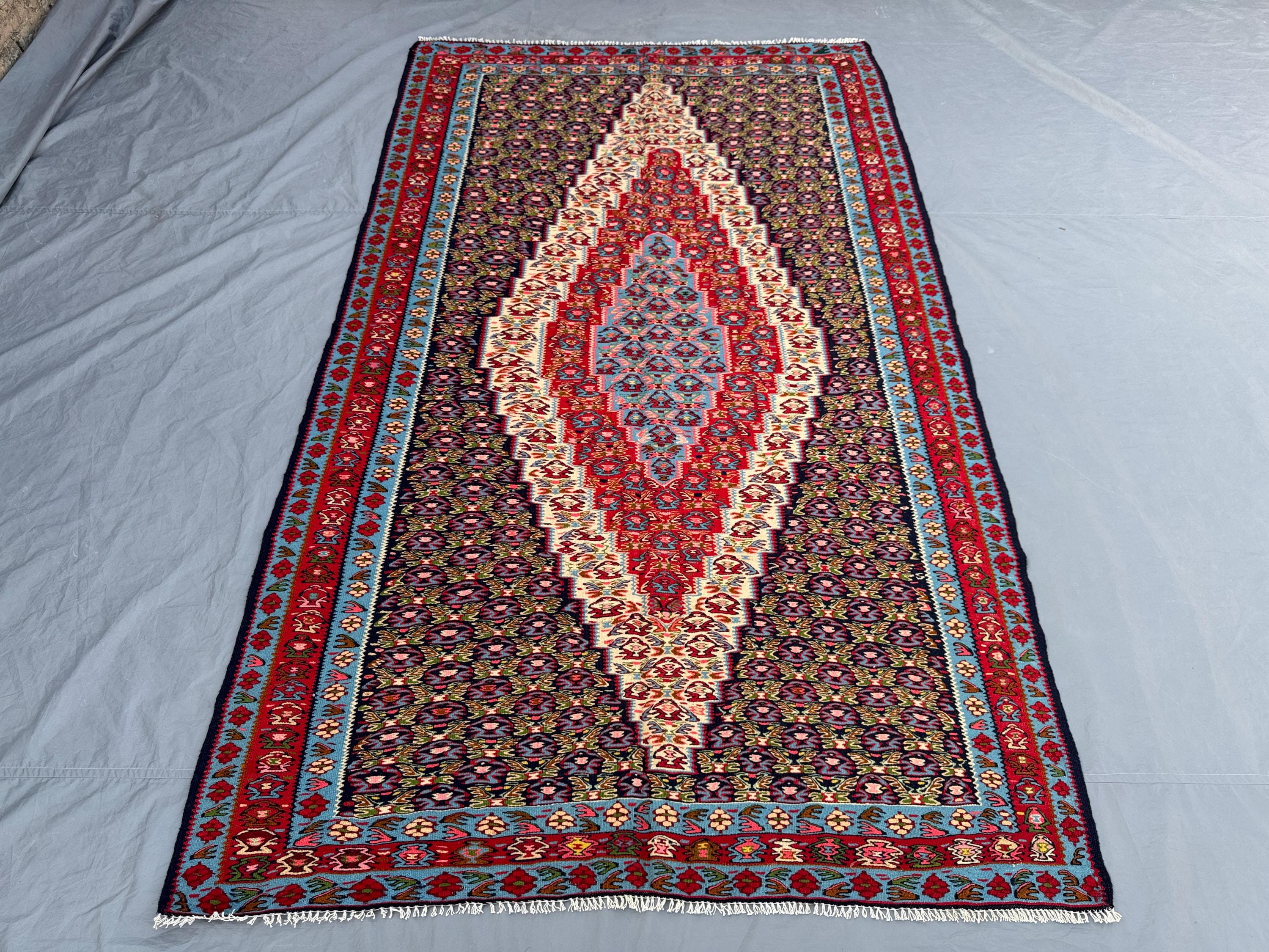 Handwoven Turkish Kilim - Vintage Caucasian Design 5 x 8 ft One of a Kind Flat Weave Large Area Rug Perfect for Living Room Boho Decor