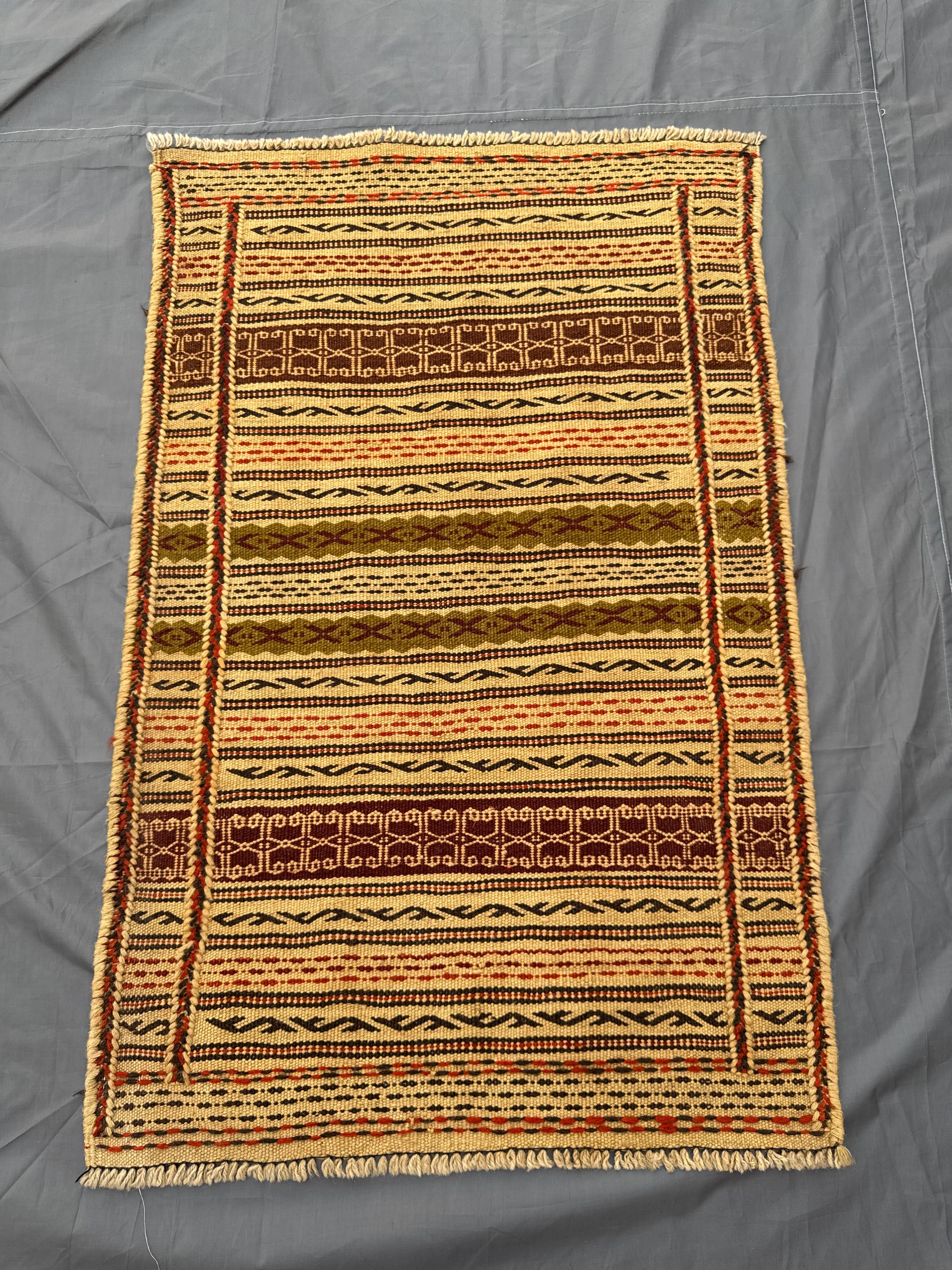 2'2x3'5ft Turkish Tribal Flatweave Wool Rug, Handwoven, Geometric Design, Decorative Area Rug, Small Size entryway study room decor