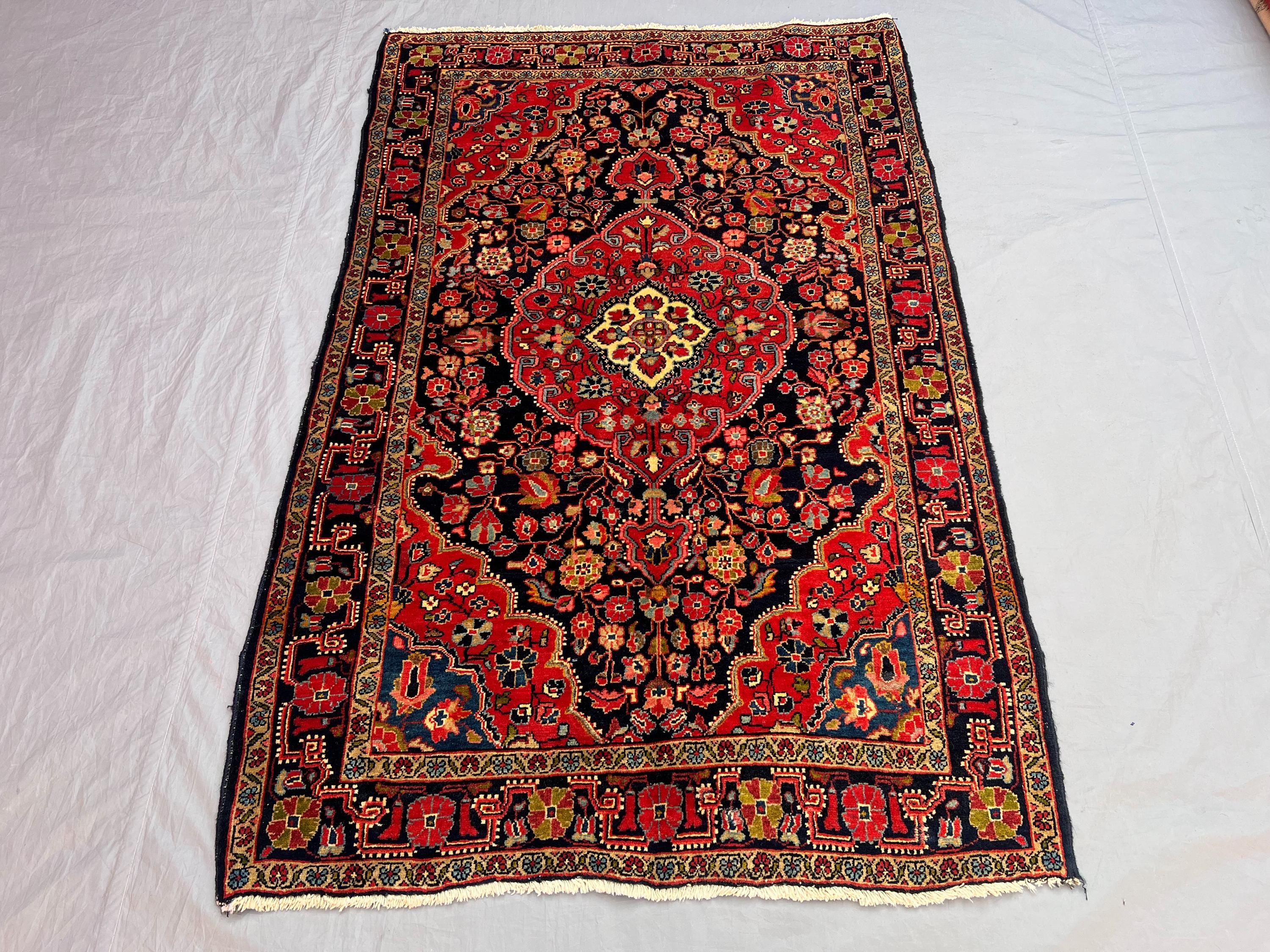 Vintage 3'5 x 5'2 ft Turkish-Inspired Hand-Knotted Rug, Floral Design, Soft Pile,Tribal Wool Area Rug for Livi