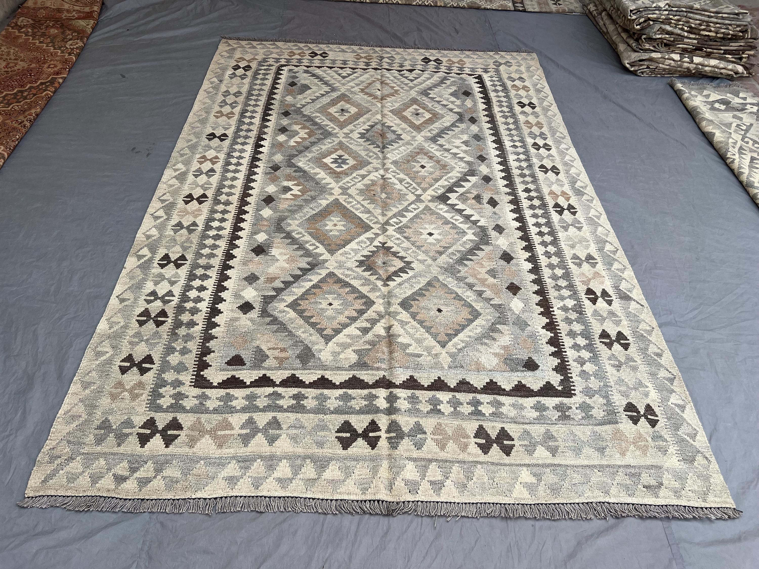 7 x 10 ft Afghan Hand-Woven Vintage Kilim One-of-a-Kind Maimana Design Large Area Rug Faded Gray & Beige | living room or bedroom decor