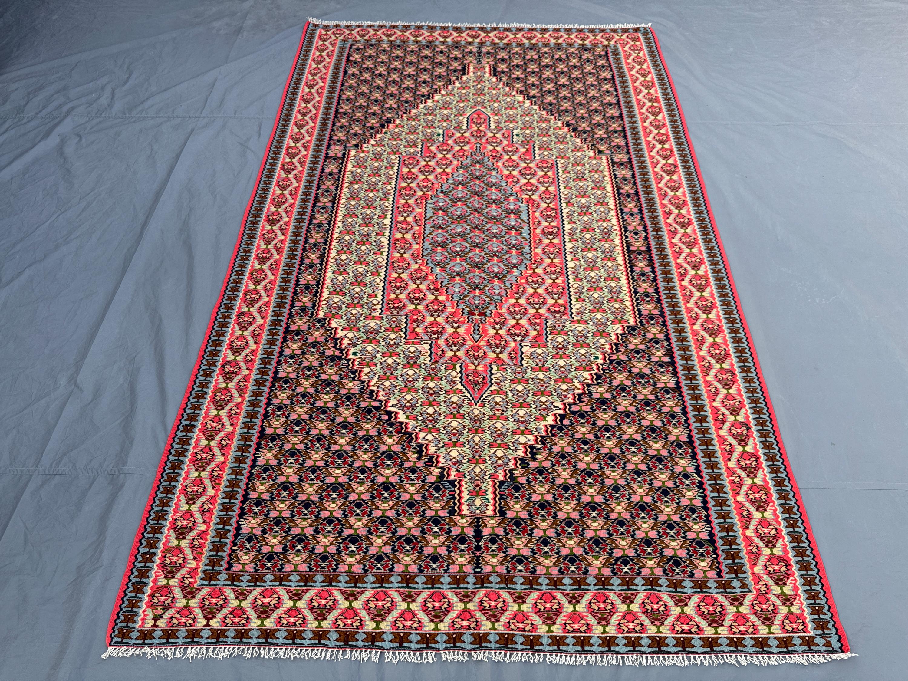 Handwoven Turkish Kilim - Vintage Anatolian Design 5 x 8 ft One of a Kind Flat Weave Large Area Rug Perfect for Living Room Boho Decor