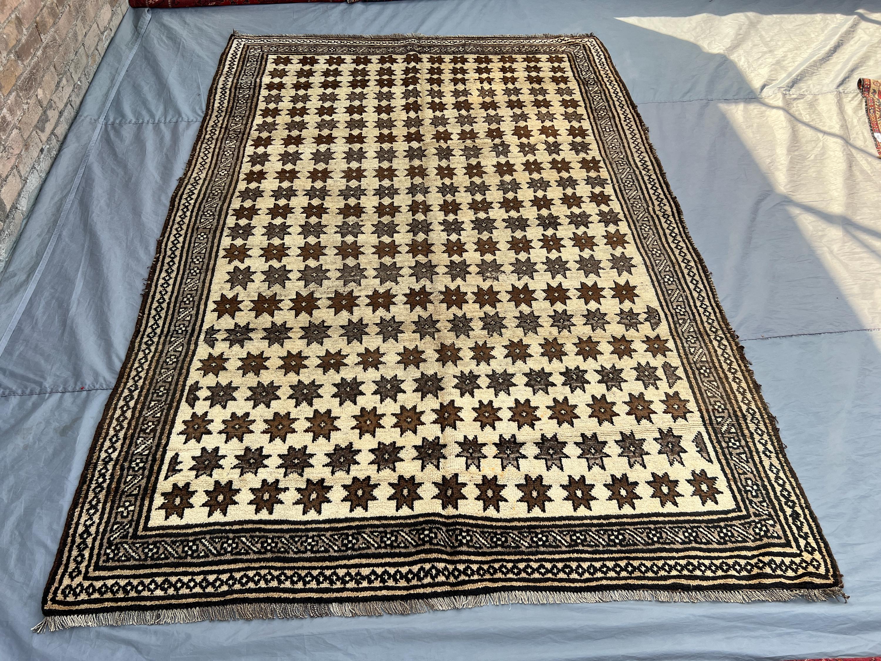 専用です。美品♪　漆黒のバルーチラグ　アフガニスタン　ビンテージ アフガニスタン産 1980年代 ヴィンテージラグ バルーチ族