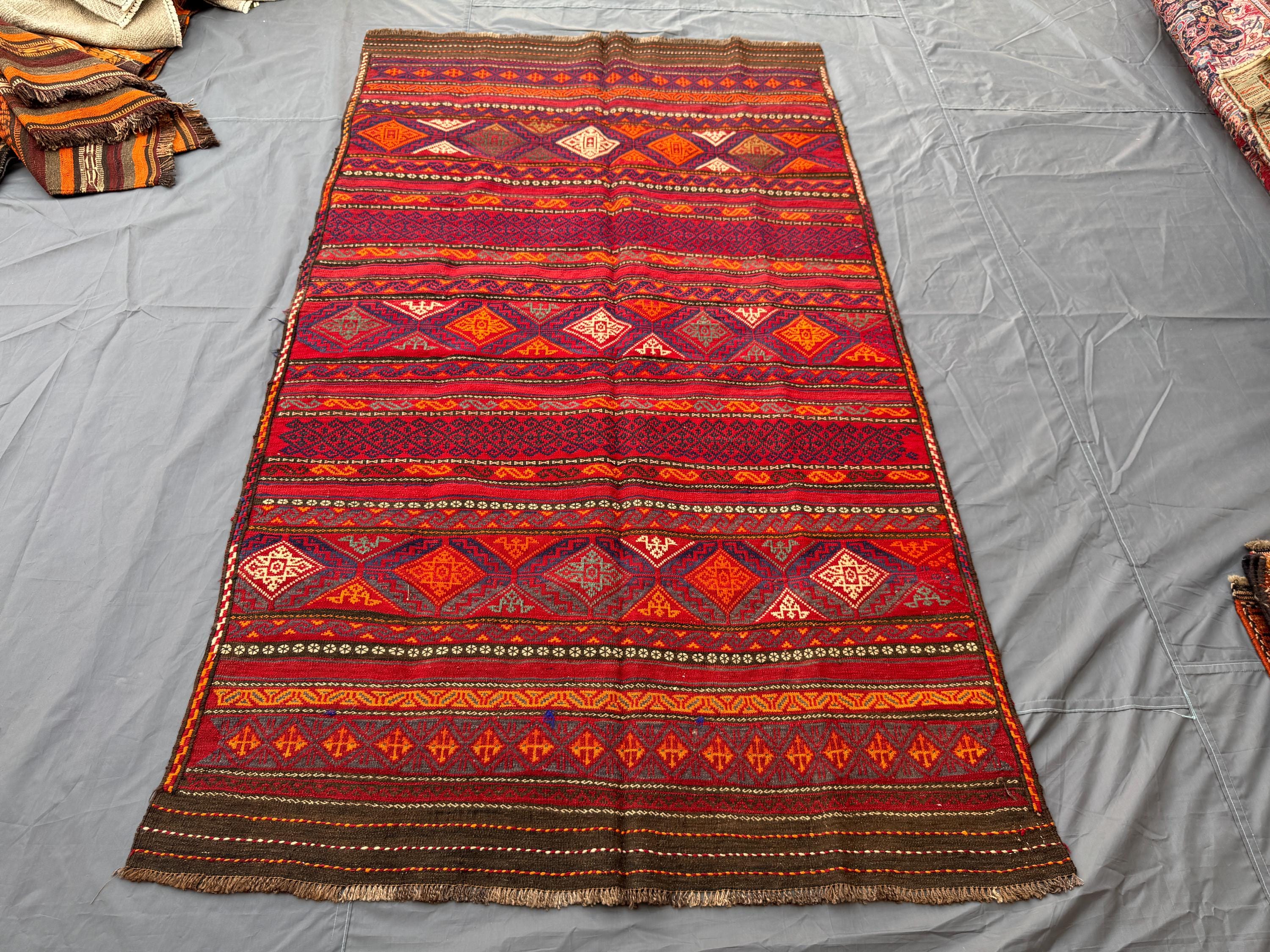 Red 4'7x8'1ft Sumak Tribal Flatweave Kilim Rug, Handwoven Wool, Geometric Design, Decorative Area Rug, Living Room Carpet