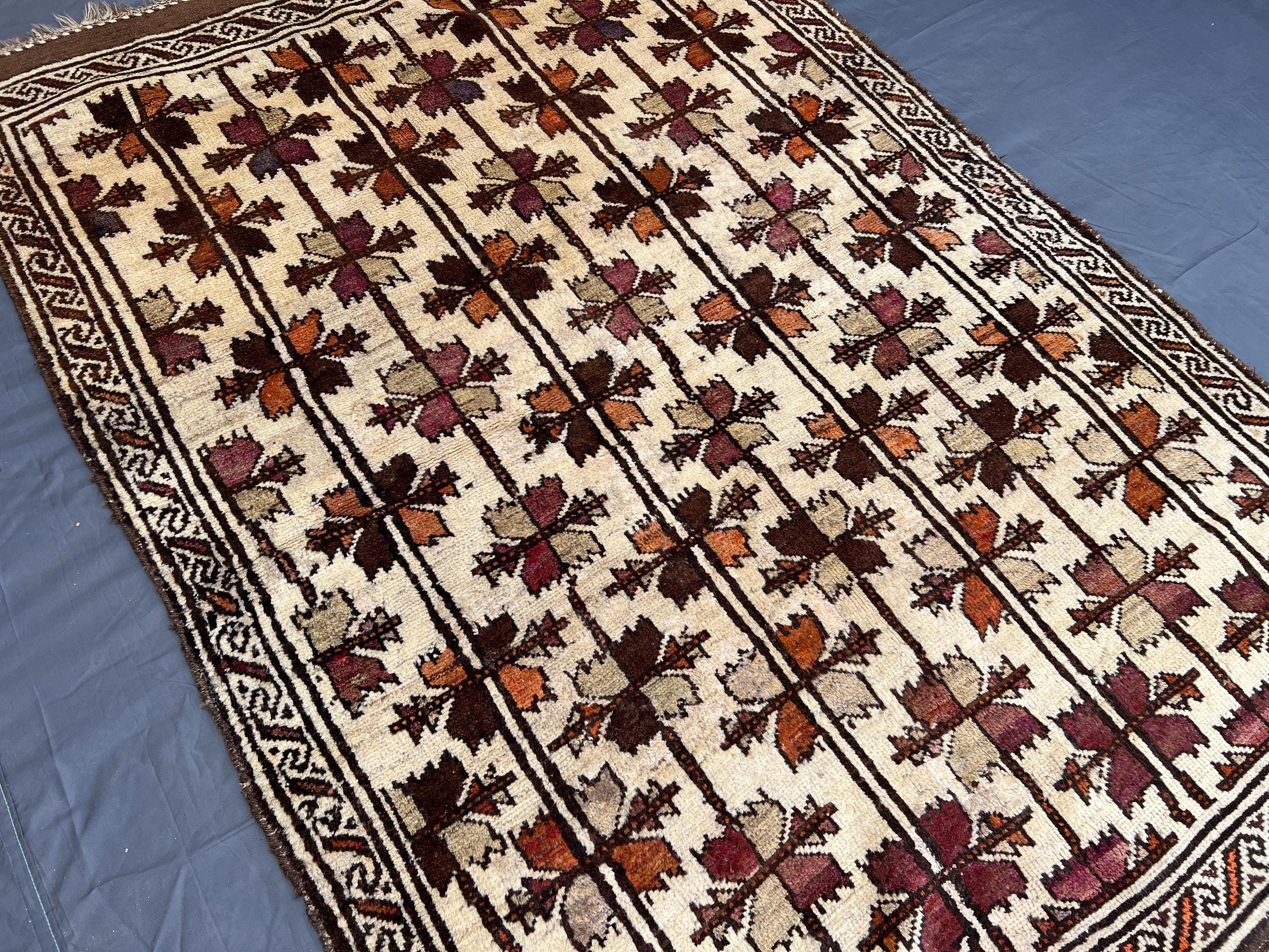 Charming Vintage Afghan Baluchi Rug, 4'3x6'1 ft Hand-Knotted Wool Masterpiece Rug, Cream Brown Tribal Leaf Des
