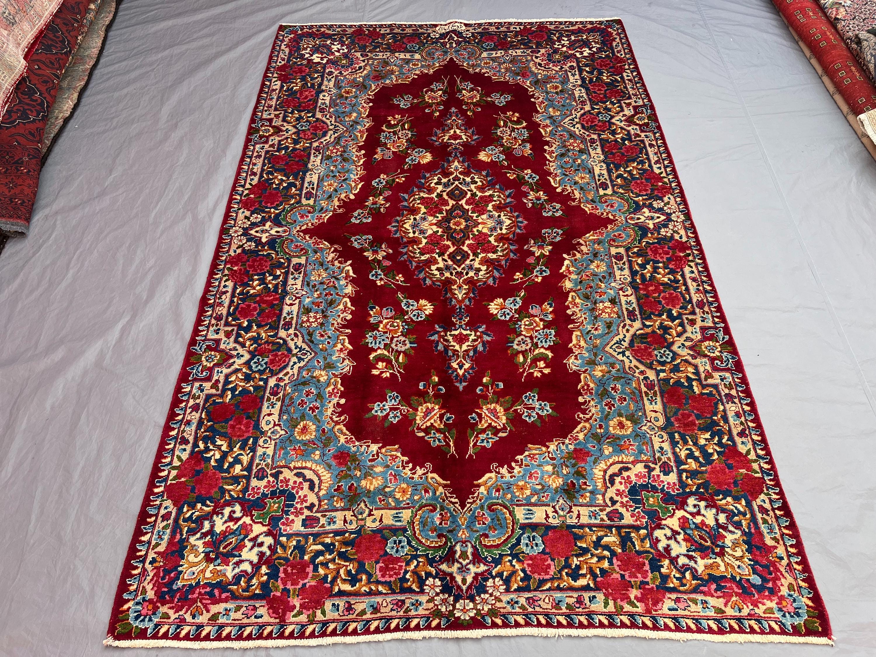 Red 5' x 8'3 Ft Turkish Hand-Knotted Rare Rug, Caucasian Medallion Rug, Traditional Medallion Design, Soft Woo