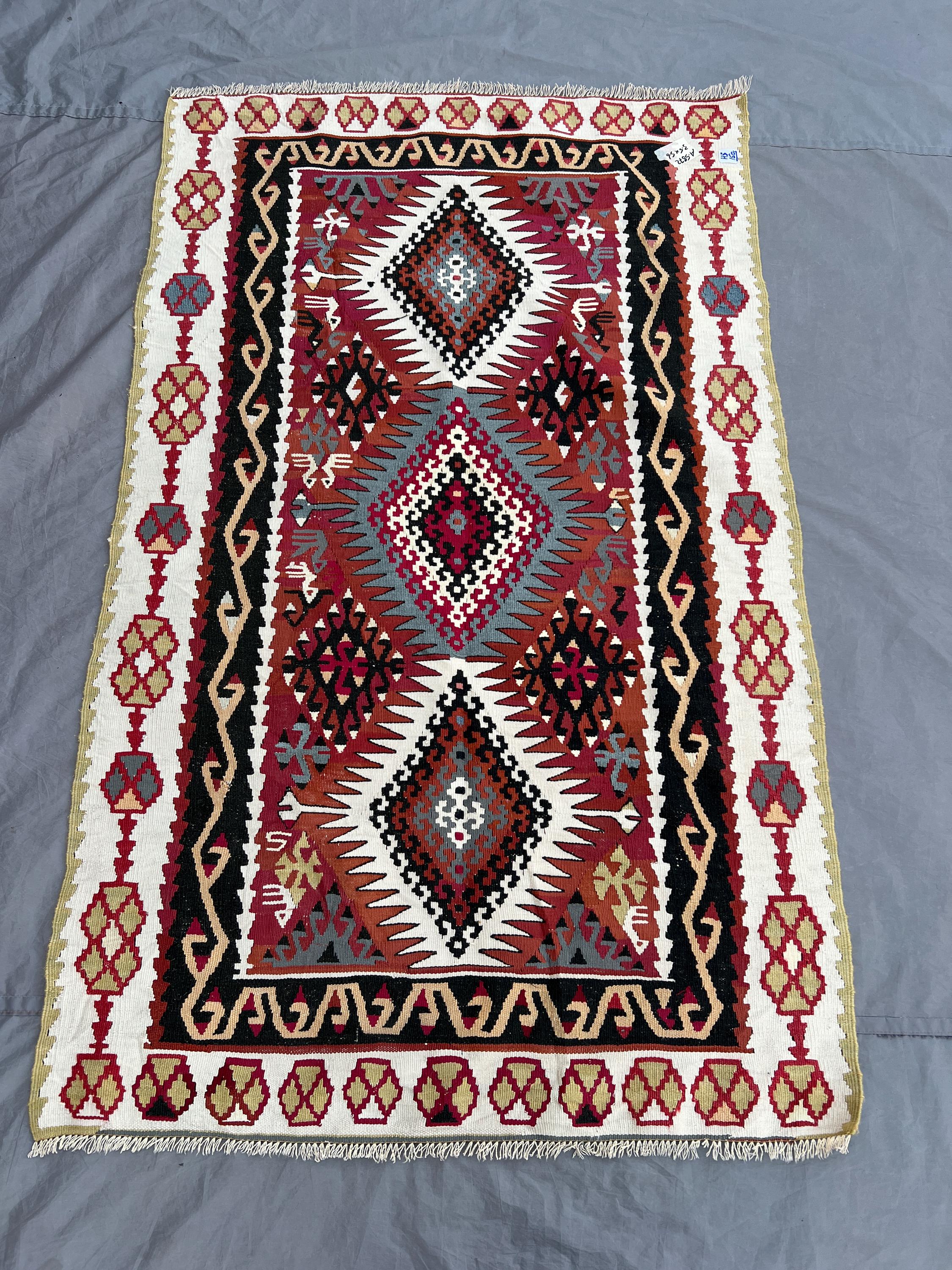 3'5 x 5'6 ft Vintage Afghan Handwoven Kilim Flat Weave Rug, Geometric Design, Living Room or Bedroom Rug, Trib