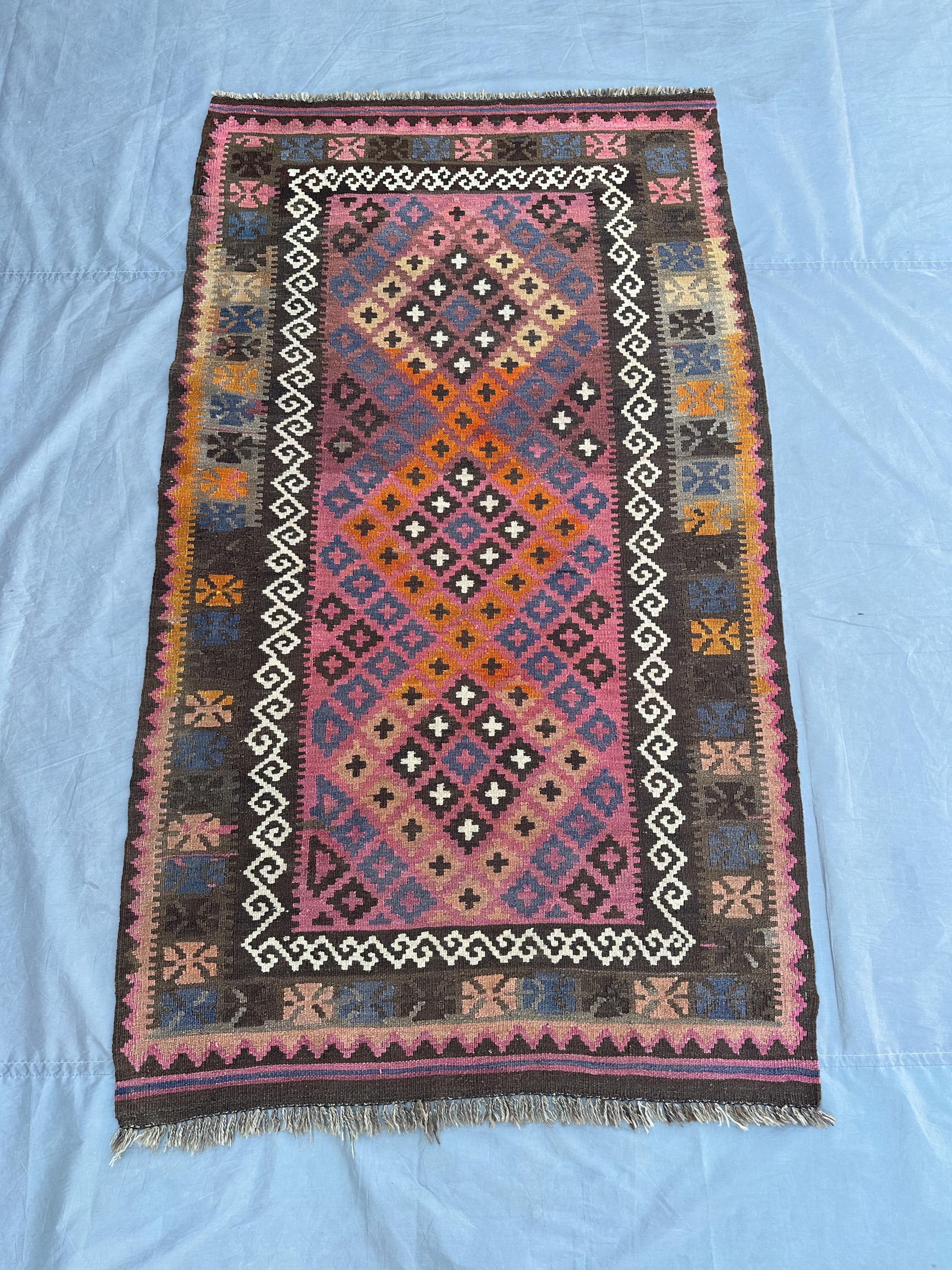 Antique Handmade Pink Kilim Rug, 4x7 Vintage Turkish Style Carpet, Woven Boho Bedroom Rug, Old Traditional Wool Kilim, Kitchen Area Rug