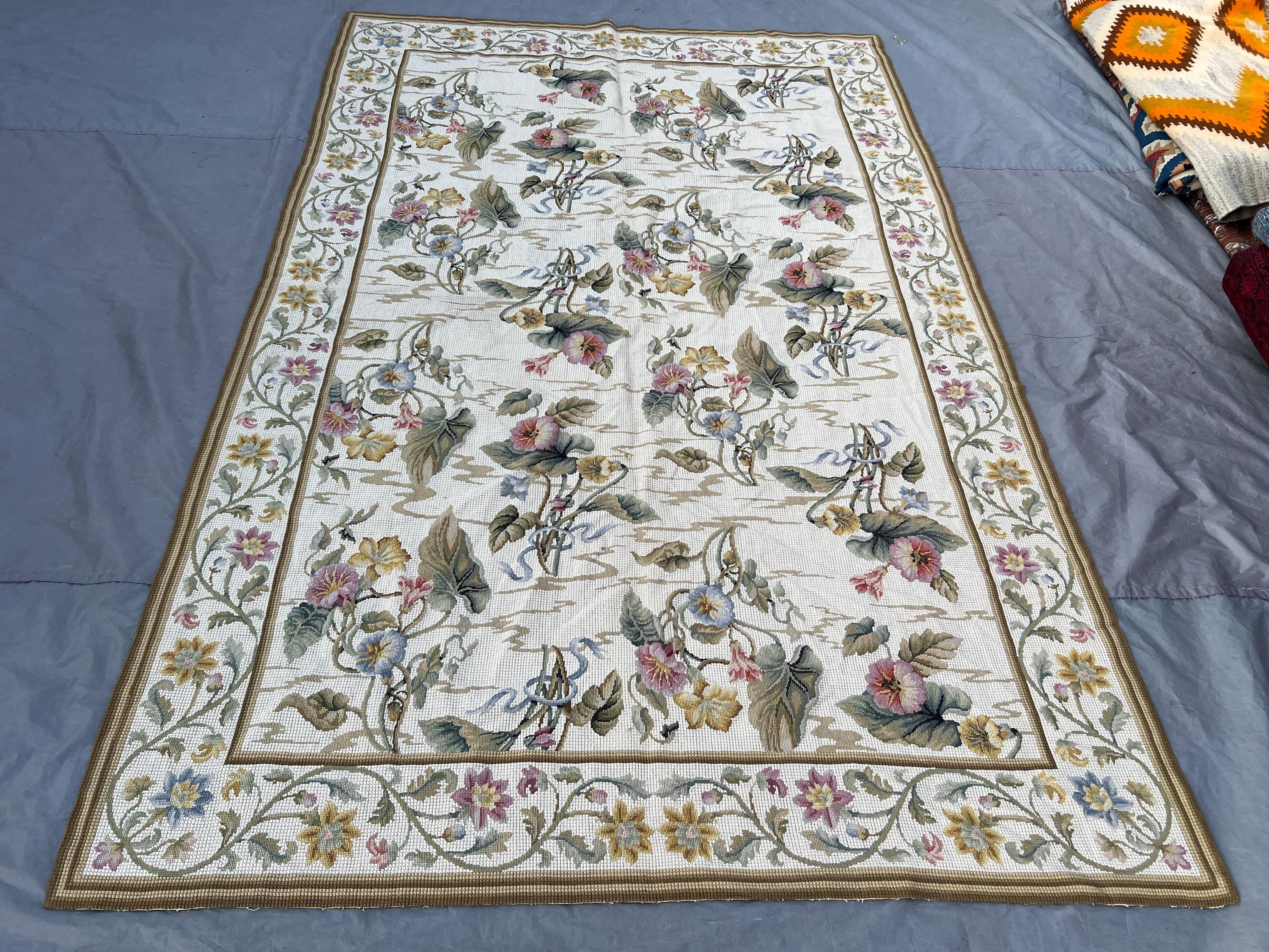 5'10 x 9 ft Vintage Afghan Handwoven Kilim Flat Weave Rug, Floral Design, Living Room or Bedroom Rug, Boho Chi