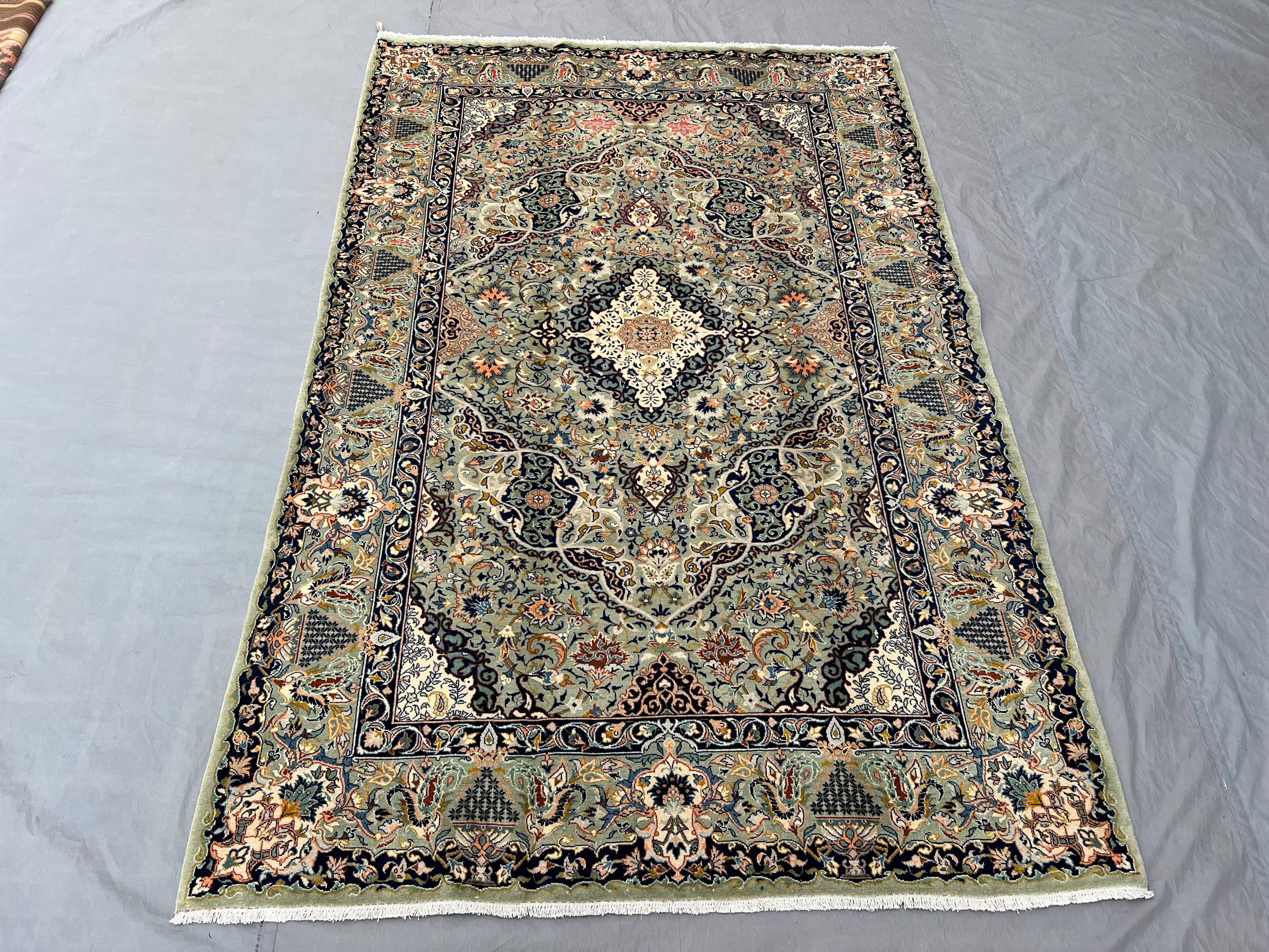 5 x 7 ft Turkish Hand-Knotted Vintage Rug Rare Soft Pile One-of-a-Kind Anatolian Design Small Area Rug Elegant Home Decor | Living room rug