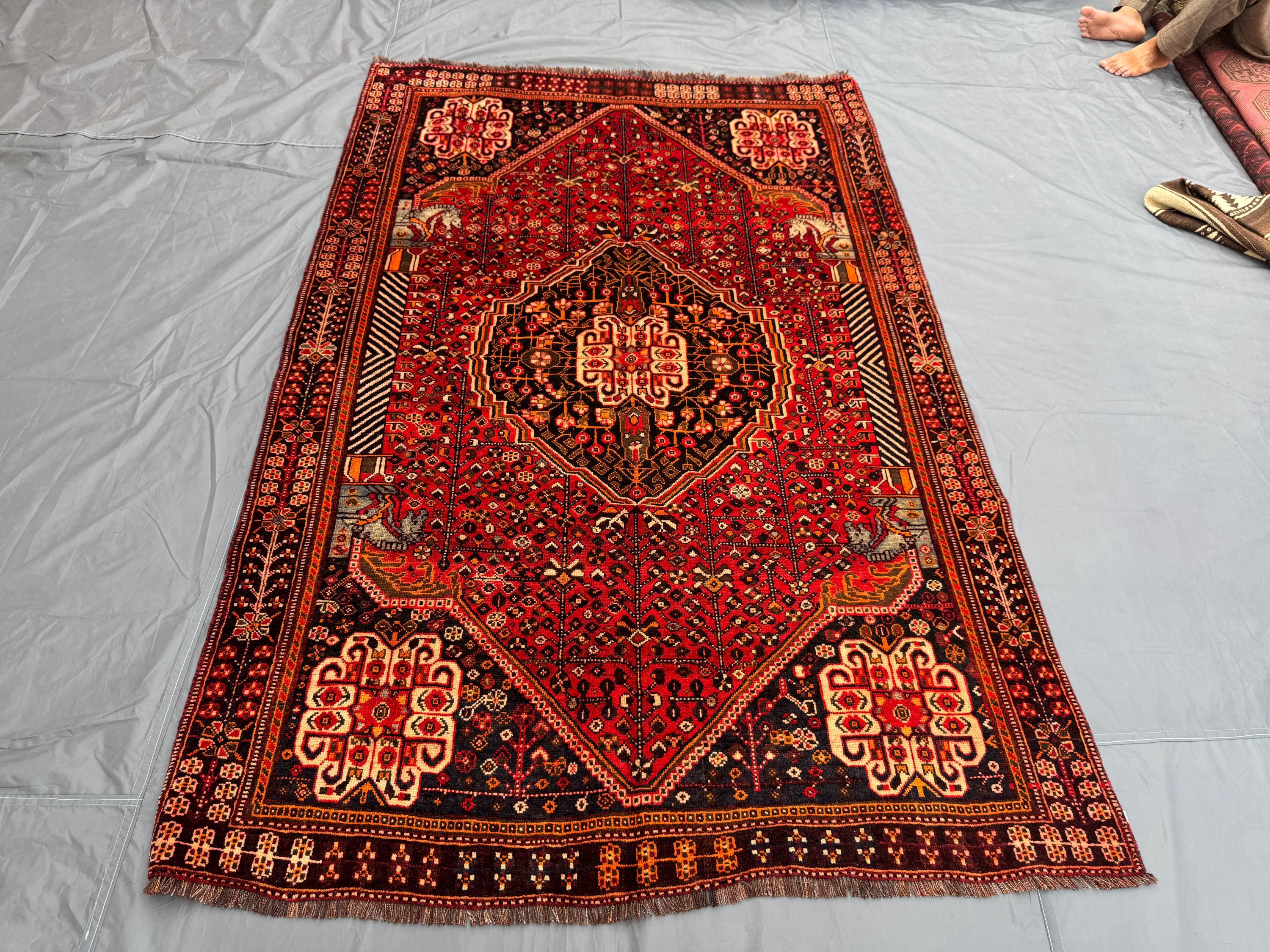 5' x 7'10" Turkish Hand-Knotted Rare Rug, Caucasian Medallion Rug, Traditional Medallion Design, Red, Black, Soft Wool Rug, Bedroom Rug