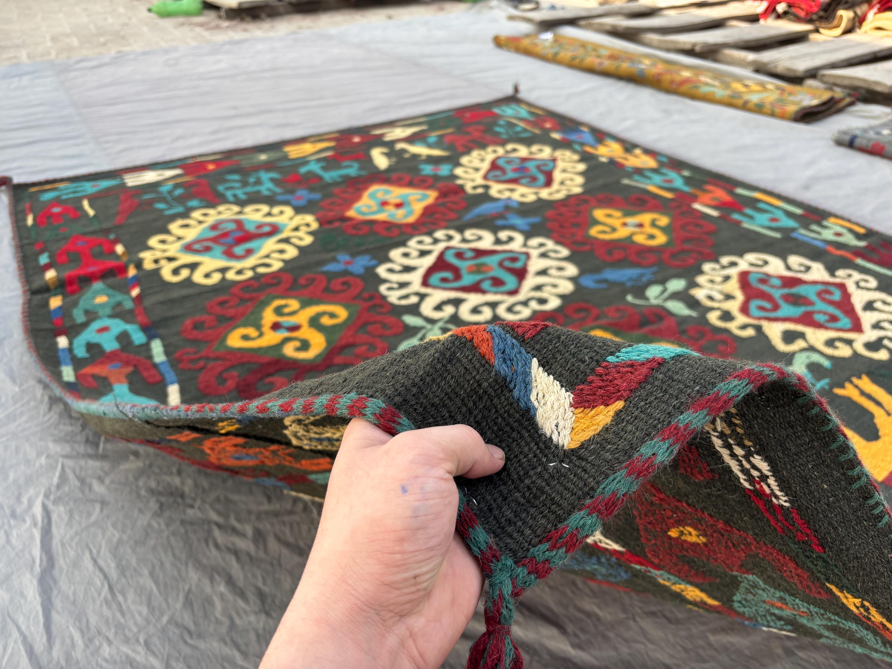 Vintage Suzani Kilim - 5'8 x 7'3 ft | Bold Handwoven Textile | Colorful Geometric Design Unique Folk Art Durable Flat Weave Rug