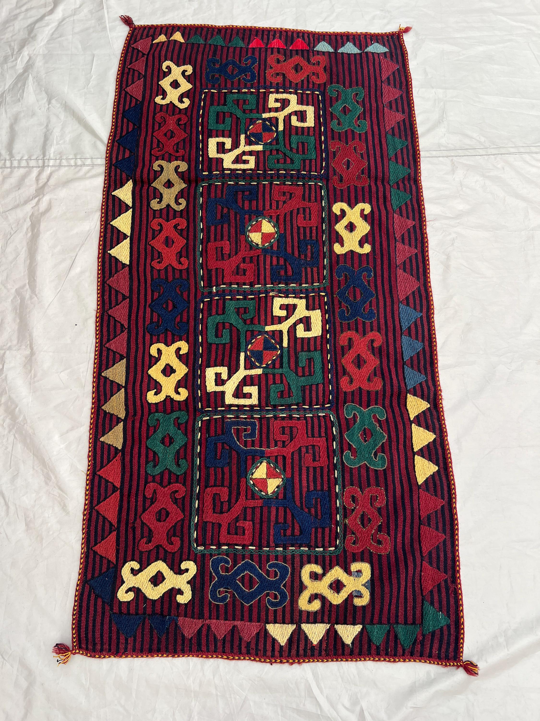 2'4x4'9 ft Vintage Afghan Kilim Rug, Handmade Flatweave Wool Rug, Tribal Panel Kilim, Small Red Accent Rug, Boho Home Decor