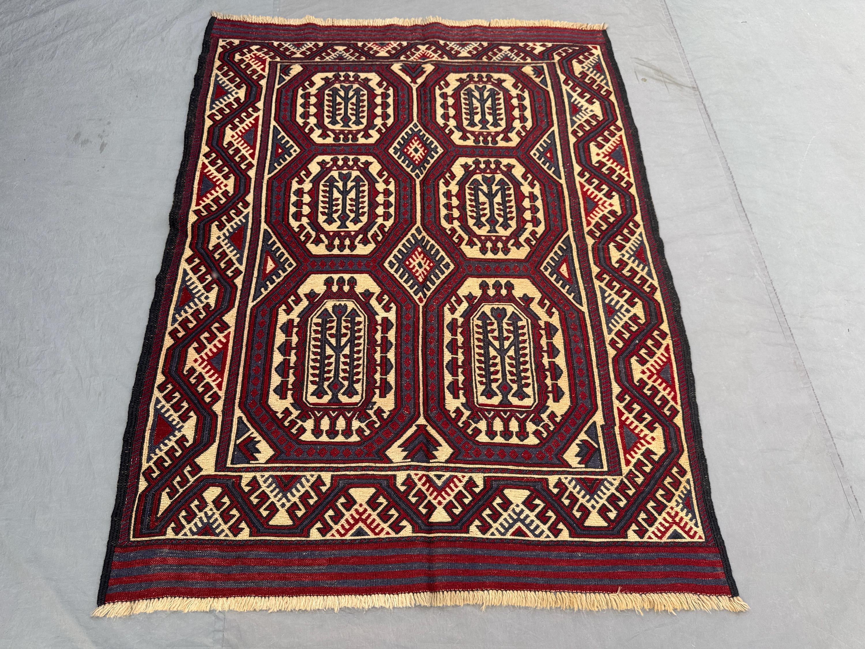 Handwoven Afghan Kilim 4.7 x 6.2 ft Vintage, Luxury Flat Weave Sumak Design One of a Kind Small Area Decor