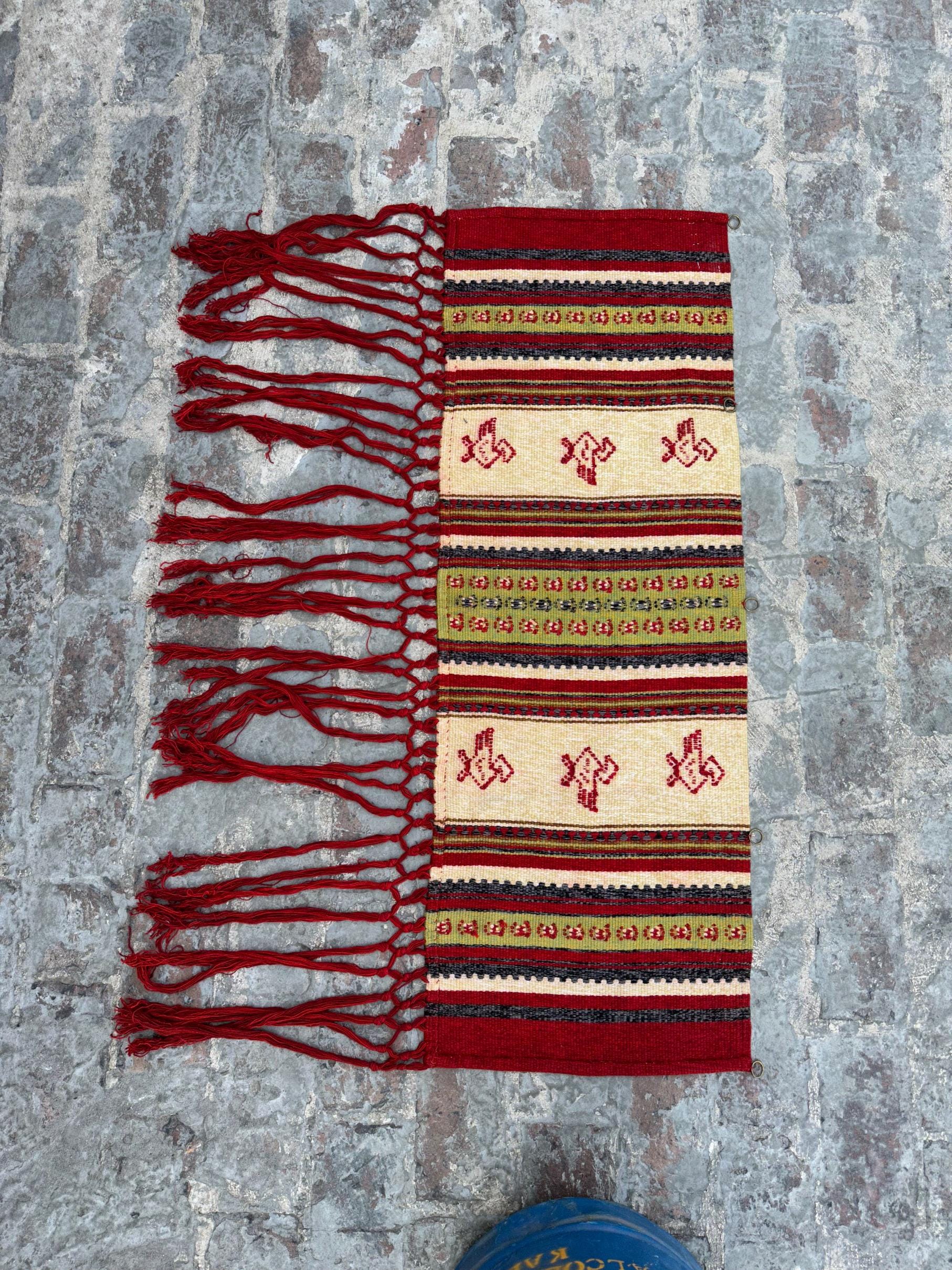 Vintage Turkish Wall Hanging Rug 1'6 x 4'3 ft | Tribal Kilim with Turkmen Pattern | Anatolian Jajim Decor Nava