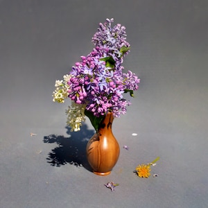 Pear oil vase for Dried Flowers |Rustic Wood Vase | Decorative Vase For Dried Flowers | Carved Minimalist Vase | Plant Accessories