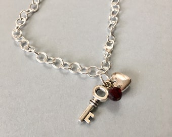 Charm Bracelet - Key and Heart on Silver Chain (B-110)