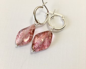 Mottled Rose Wavy Czech Glass Hoop Earrings - Rose Pink (E-632)