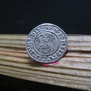 Magnus Olafsson the Good 1035-1047 King of Norway and Denmark SCANDINAVIAN Medieval Silver Ar PENNY Condominium with Harald Hardrade
