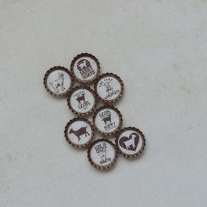 Imanes divertidos de cabras con forma de tapones de botella - Regalo de granja - Decoración de cocina de granja - Cabra divertida - Regalo de cabra - Mamá de cabra - Humor de granja - Decoración de cabra adorable - Regalo para ella imagen 6