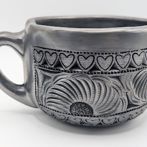 Heart-Shaped Black Clay Mug – Handmade Barro Negro Mug from Oaxaca, Mexican Pottery, Rustic Love Cup, Artisan Folk Art Drinkware