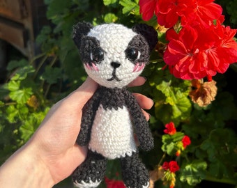 Panda Impkin - Juguete de crochet hecho a mano