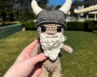 Viking Impkin - Juguete de crochet hecho a mano
