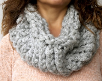 Chunky Knit Scarf, Thick Cowl Scarf, Light Grey Scarf, Autumn Cowl, Reversible Scarf, Hand Knit Scarf,  Women Cowl Scarves, Single Loop Wrap