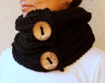 Hand Knit Infinity Scarf, Chunky Circle Scarf, Black Long Cowl With Big  Buttons