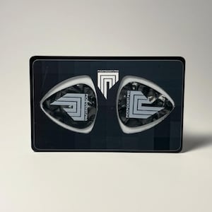 PickPocket-kaart | Donker ontwerp | Plectrumhouder op creditcardformaat | De beste manier om je plectrums mee te nemen | Beste cadeau voor gitaristen