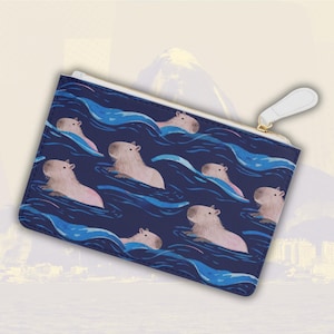 Cartera de carpincho, imprescindible cartera de mano, minibolso de mano con carpincho, elegante cartera, cartera con estampado animal, bolso pequeño, carpincho divertido