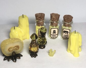 1:12 MINIATURE ACCESSORIES, PROPS for Witch Wizard Dollhouse, Diorama, Room Box - Potion Bottles, Candles, Geode Slice