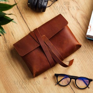 Leather book cover, Custom book cover, Leather book case, Custom book sleeve, Handmade book case, Personalized book cover