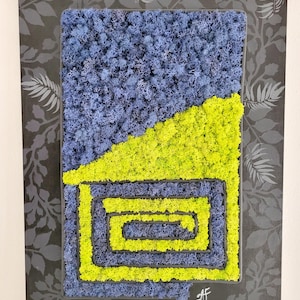Painting Labyrinth made of natural stabilized moss on canvas, moss wall art, moss painting, eco friendly art, green wall art, moss design