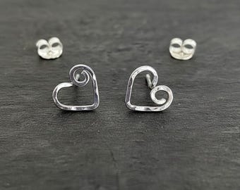 Heart Swirl Stud Earrings: Hammered Minimal Swirl Design