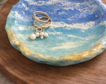Handmade Ocean Jewelry Dish – Ceramic Trinket Tray, Coastal Theme (4x4 Inches)