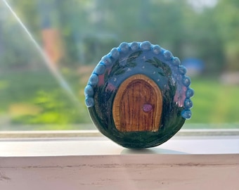 Puerta de hadas de arcilla hecha a mano: decoración de cabaña personalizada