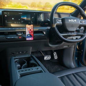 Phone Charger for KIA EV9, Dash Mount QI2 Wireless Magnetic Phone Holder Charger for KIA EV9