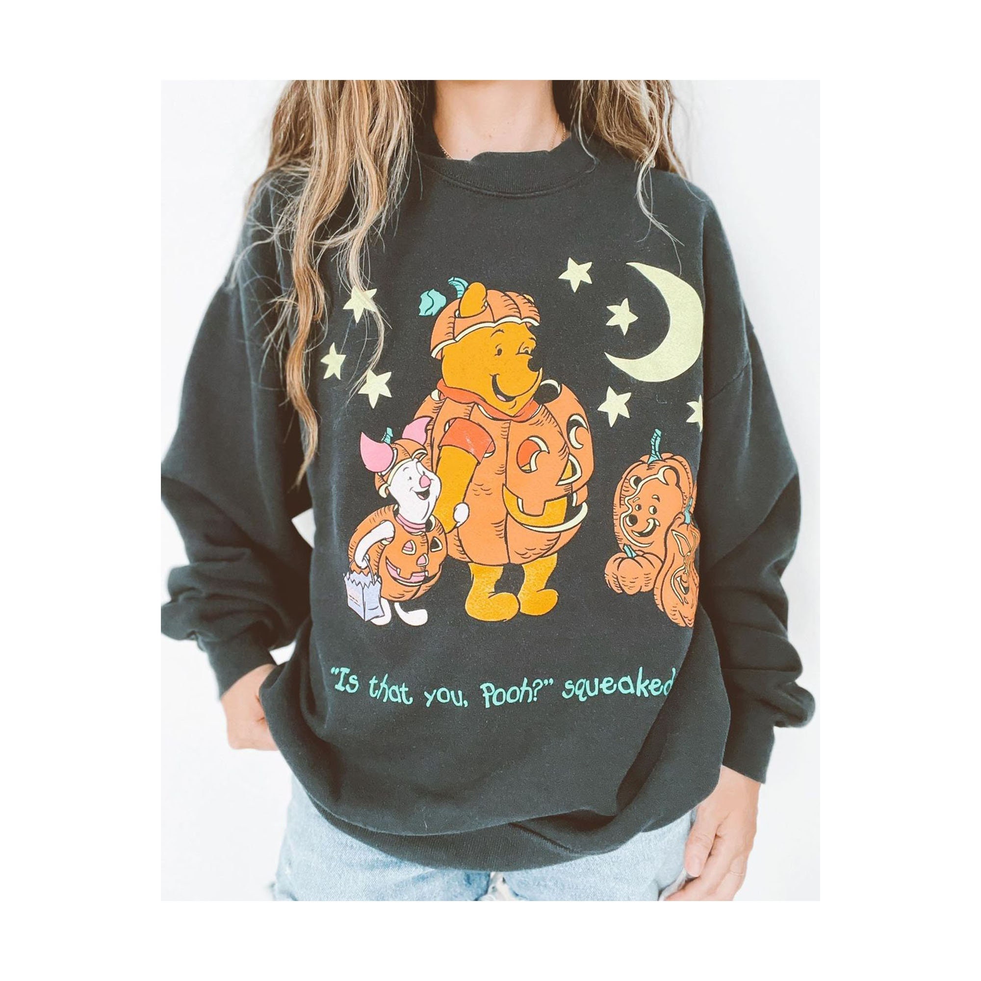 Discover Vintage Halloween Pooh & Friends Sweatshirt