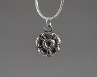Pequeña flor fina plata PMC plata de ley collar - miniatura pequeña linda Daisy naturaleza joyería hecha a mano joyería