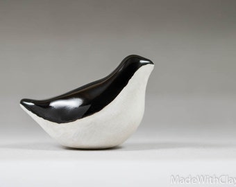 Minimal Pottery Bird - Miniature Ceramic Porcelain Clay Animal Sculpture Decorative Home Decor Ornament - Terrarium Figurine Black White