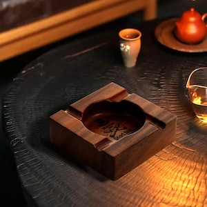 Personalised Wooden Cigar Ashtray with Name & Initial Cigar,Accessory Gift for Men,Groomsman Gift,Wedding Gift,Father&#39;s Day,Gifts for Dad