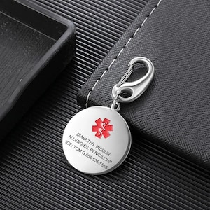 Gepersonaliseerde sleutelhanger voor medische waarschuwing voor mannen vrouwen, gegraveerd ID-tag voor noodgevallen, aangepast veiligheidslabel, ijslabel, cadeau voor hem
