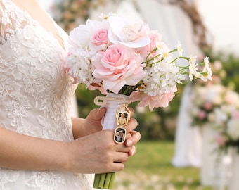 Personalized Wedding Bouquet Locket, Custom Photo Memorial Necklace, Bridal Bouquet Charm Pin, Engraved Keepsake Gift